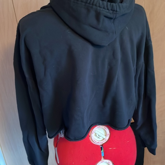 GirrlScout Embrace your pace Halloween black cropped hoodie - Picture 3 of 4